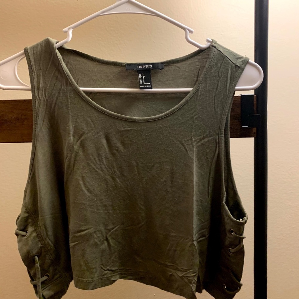 Forever 21 cropped tank top